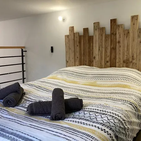 Au Coeur D'espalion La Du Lot Daire *