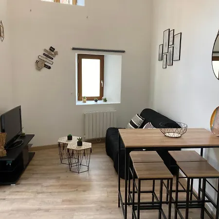 Au Cœur D’espalion Appartement